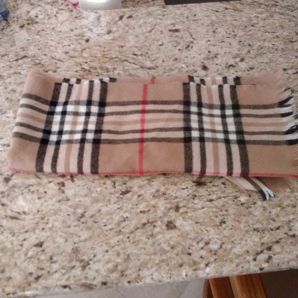 Murao Scarf